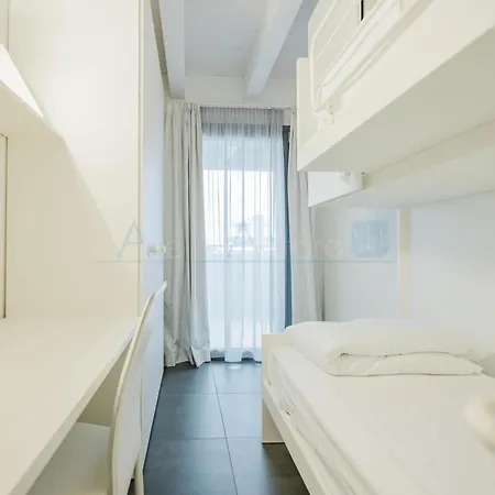 아파트 Ninfea Diamond 4